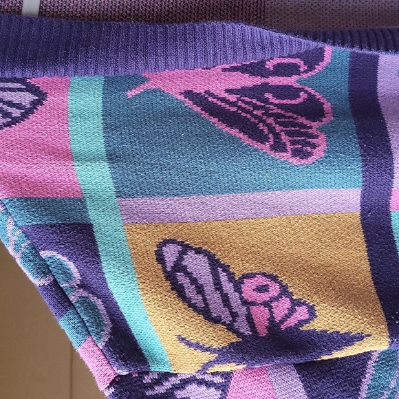 🦋 Long Open Front Intarsia Moth/Butterfly Sweater - Picture 4 of 10